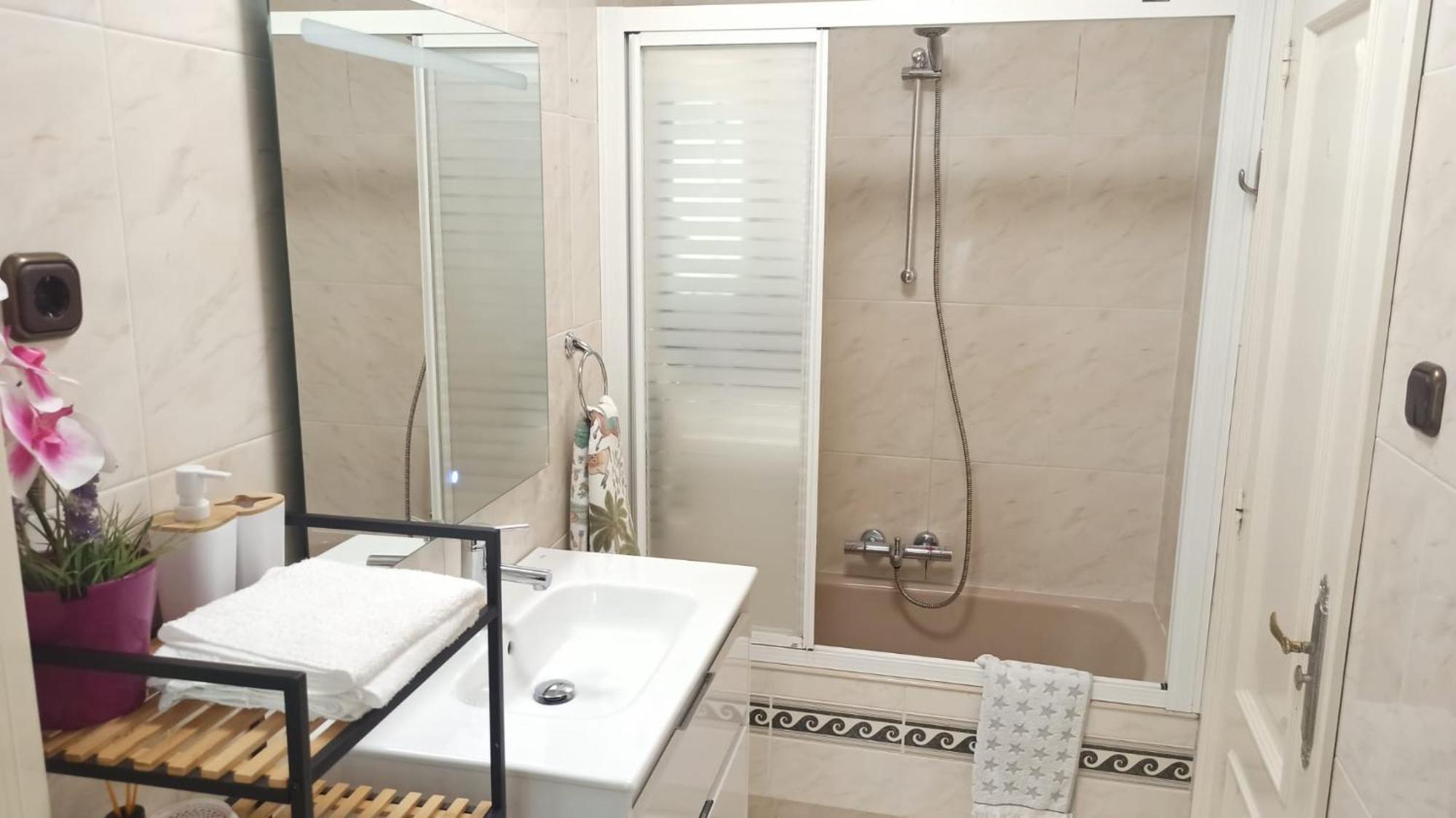 Ohana, Apartamento-Parking Privado Gratis-Centrico-Wifi-Ascensor-Sin Cuestas-82M2 ベルメオ エクステリア 写真